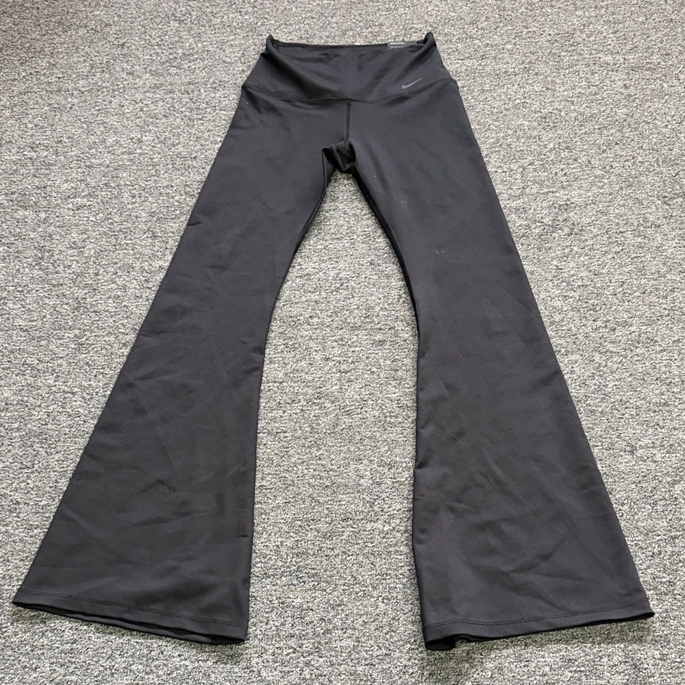 Nike Black Sculpt Victory Leggings
